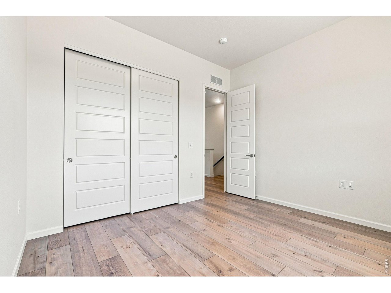 415 3rd Ave S