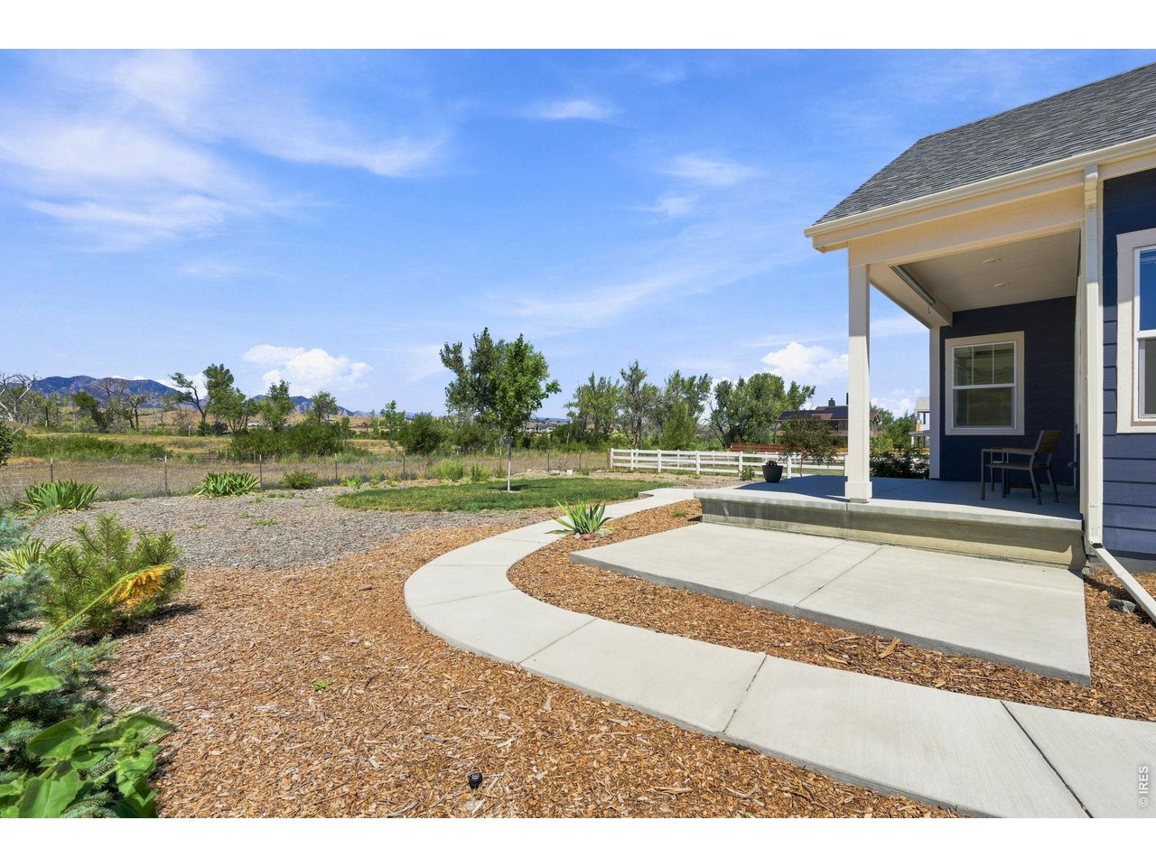 415 3rd Ave S