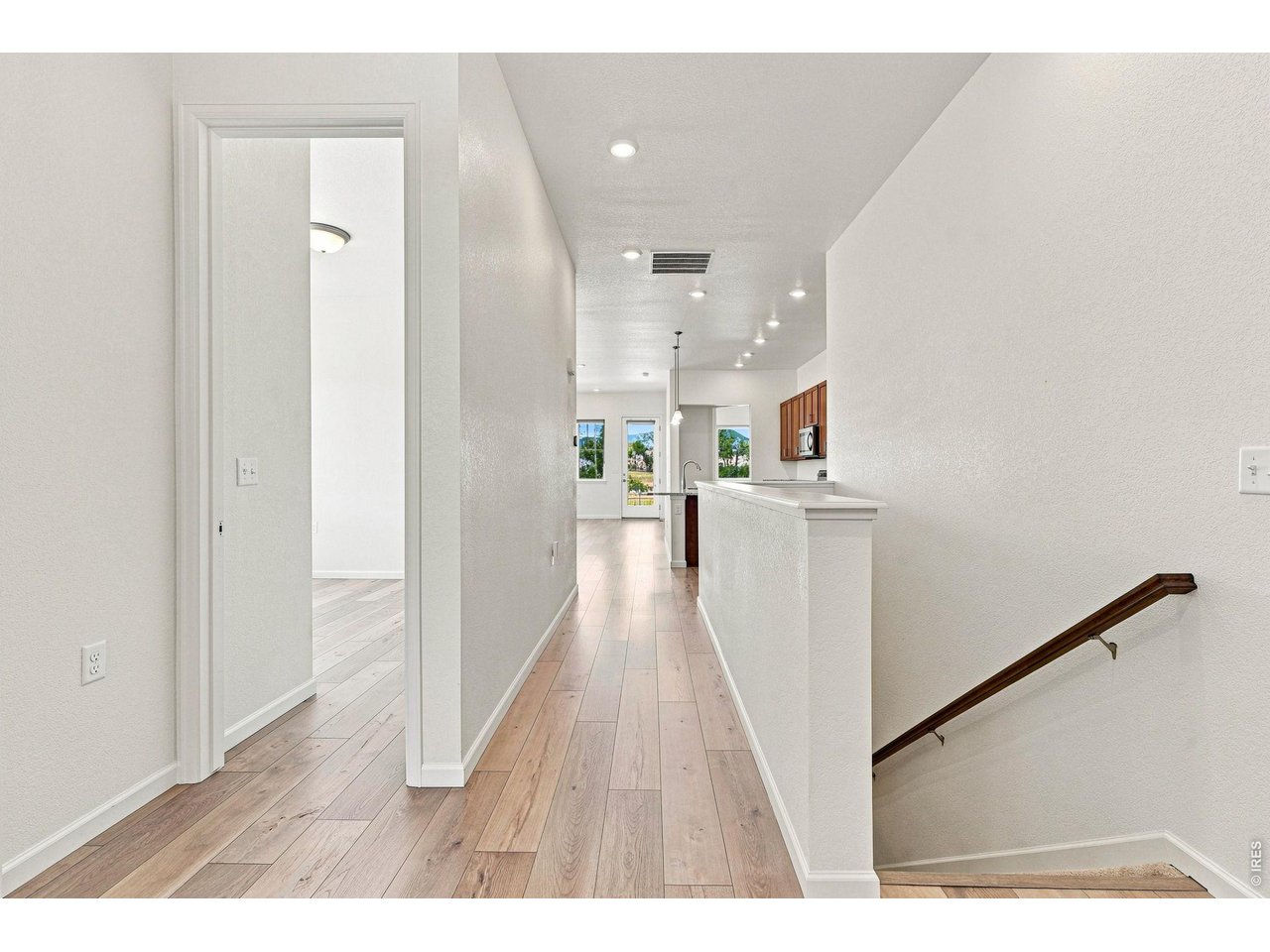 415 3rd Ave S