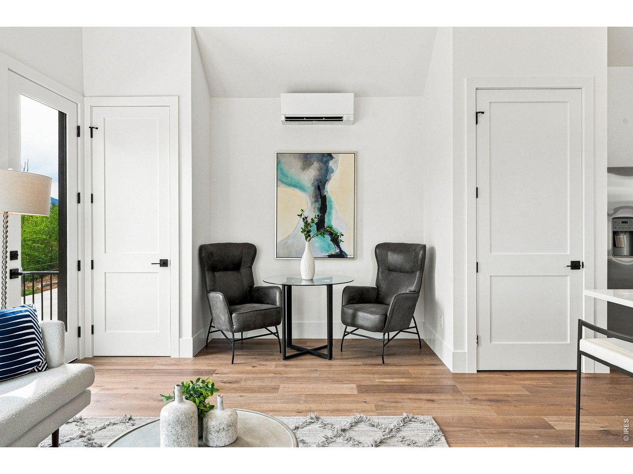 102 W William St
