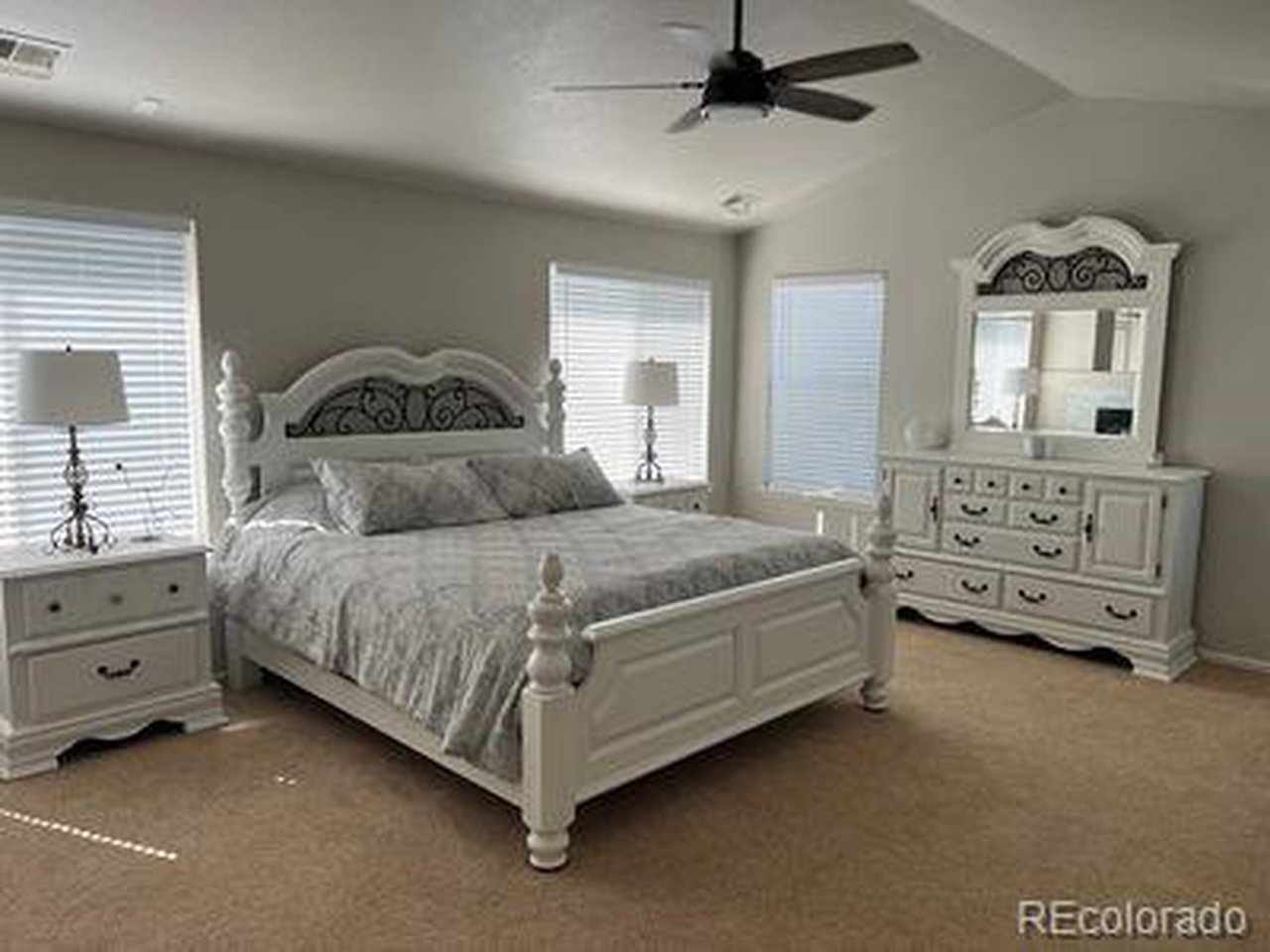 1933 Spruce Ct