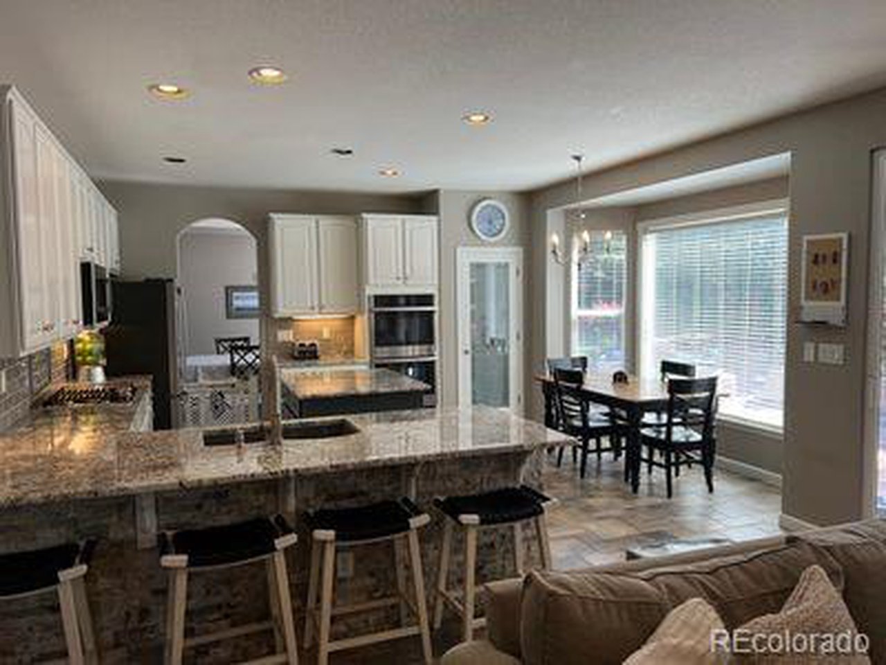 1933 Spruce Ct