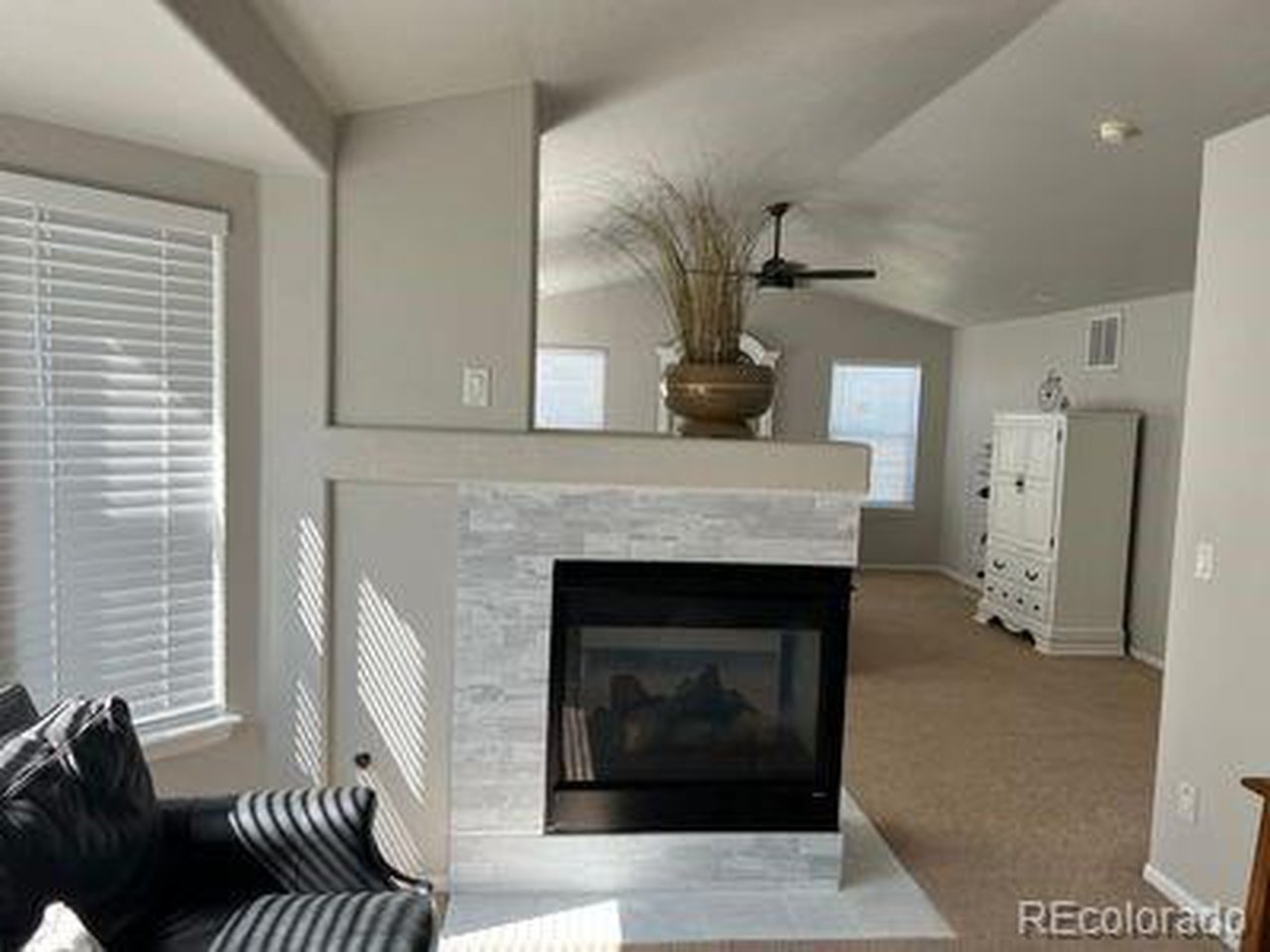 1933 Spruce Ct