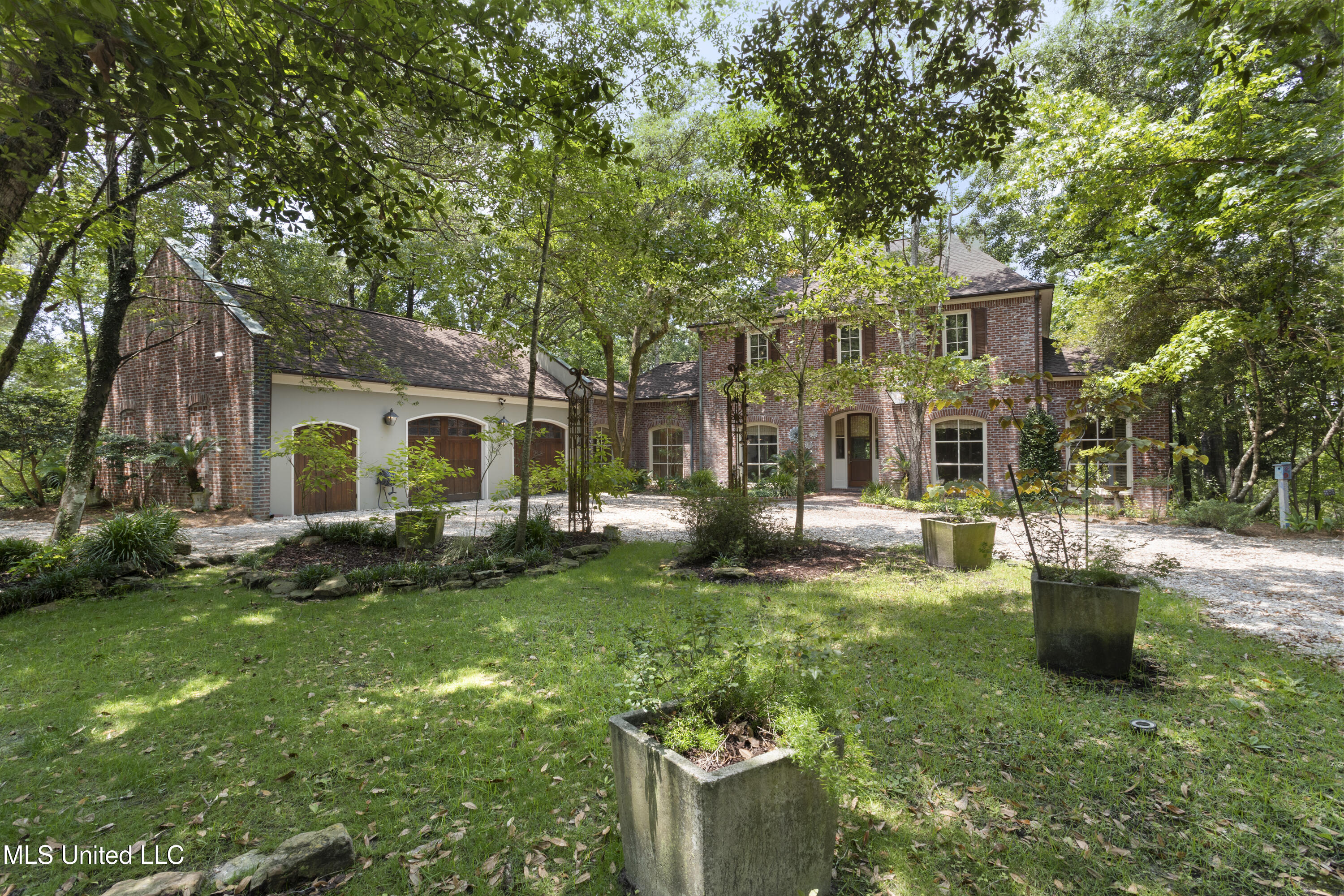 9161 Ridge Road