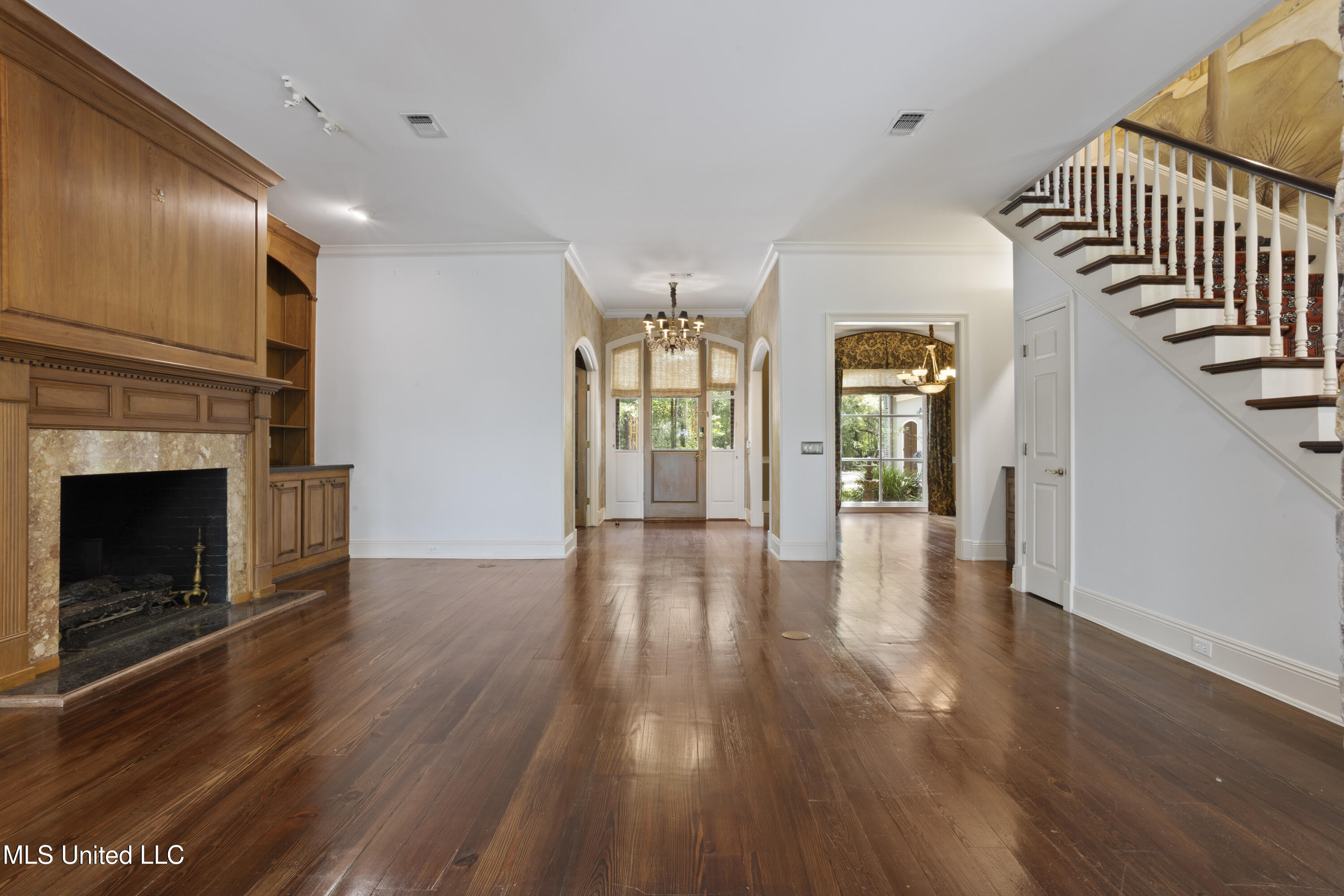 9161 Ridge Road