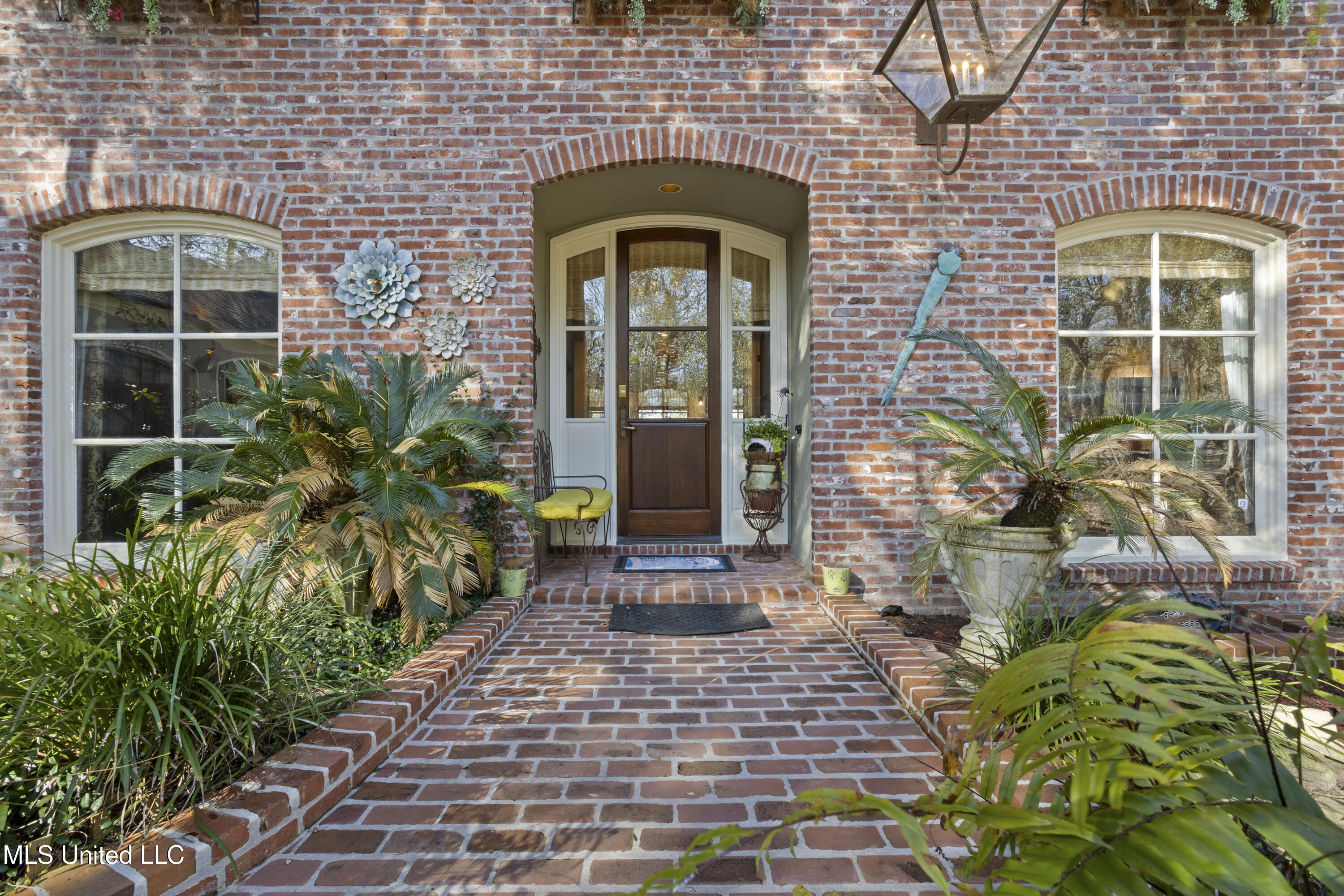 9161 Ridge Road