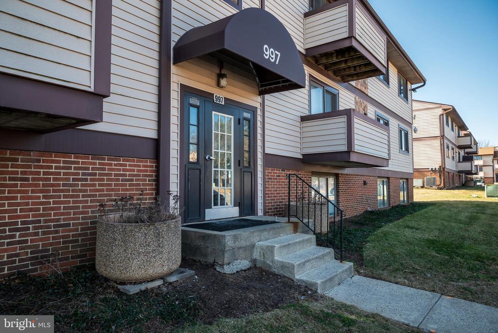 997-B Heather Ridge Dr #3b