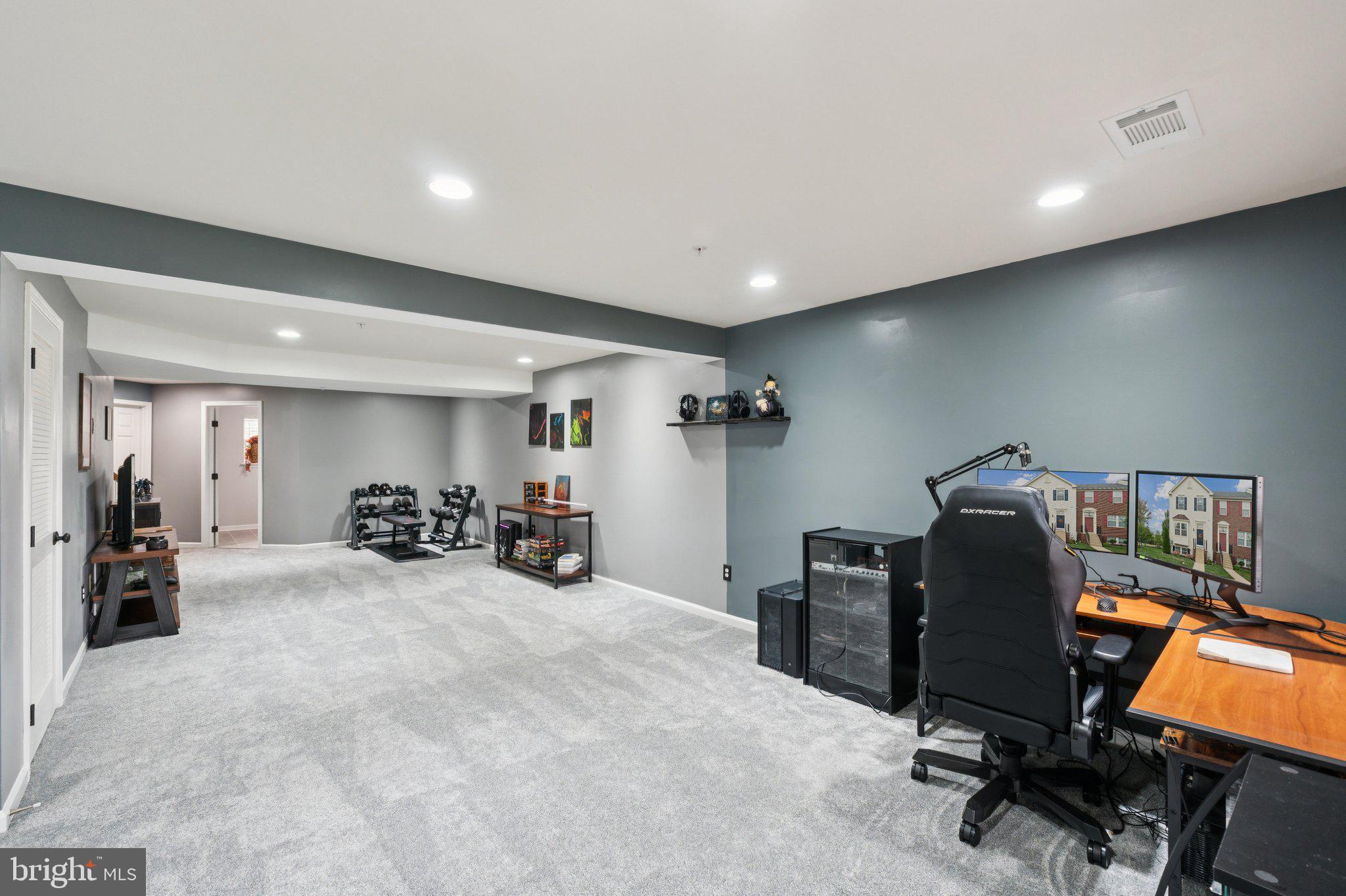1109 SPRING RUN COURT