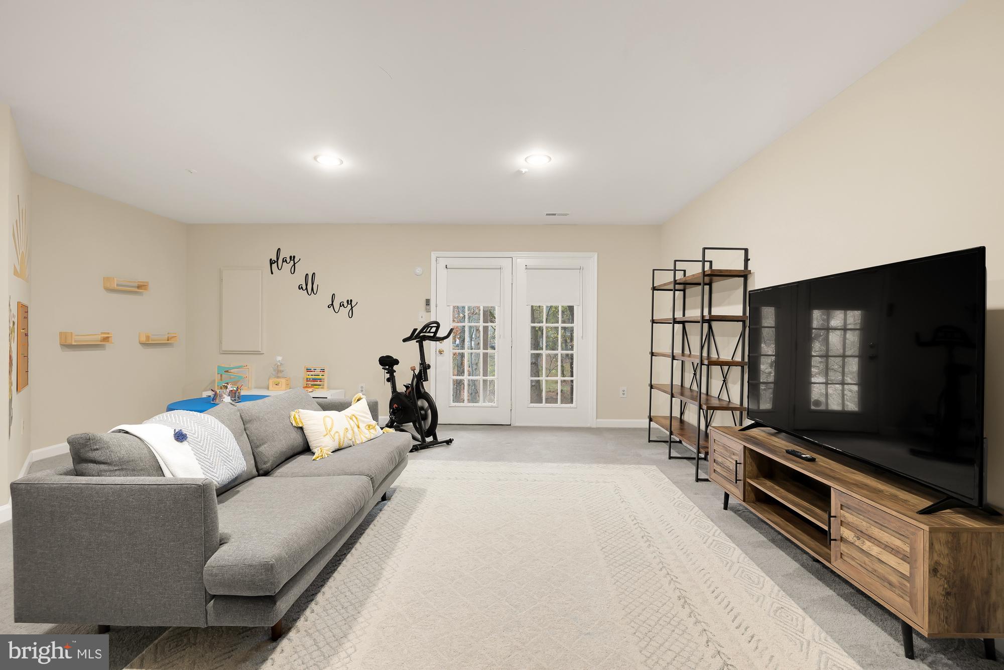 11414 Cedar Ridge
