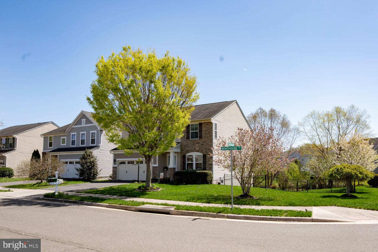 3304 Boathouse Rd
