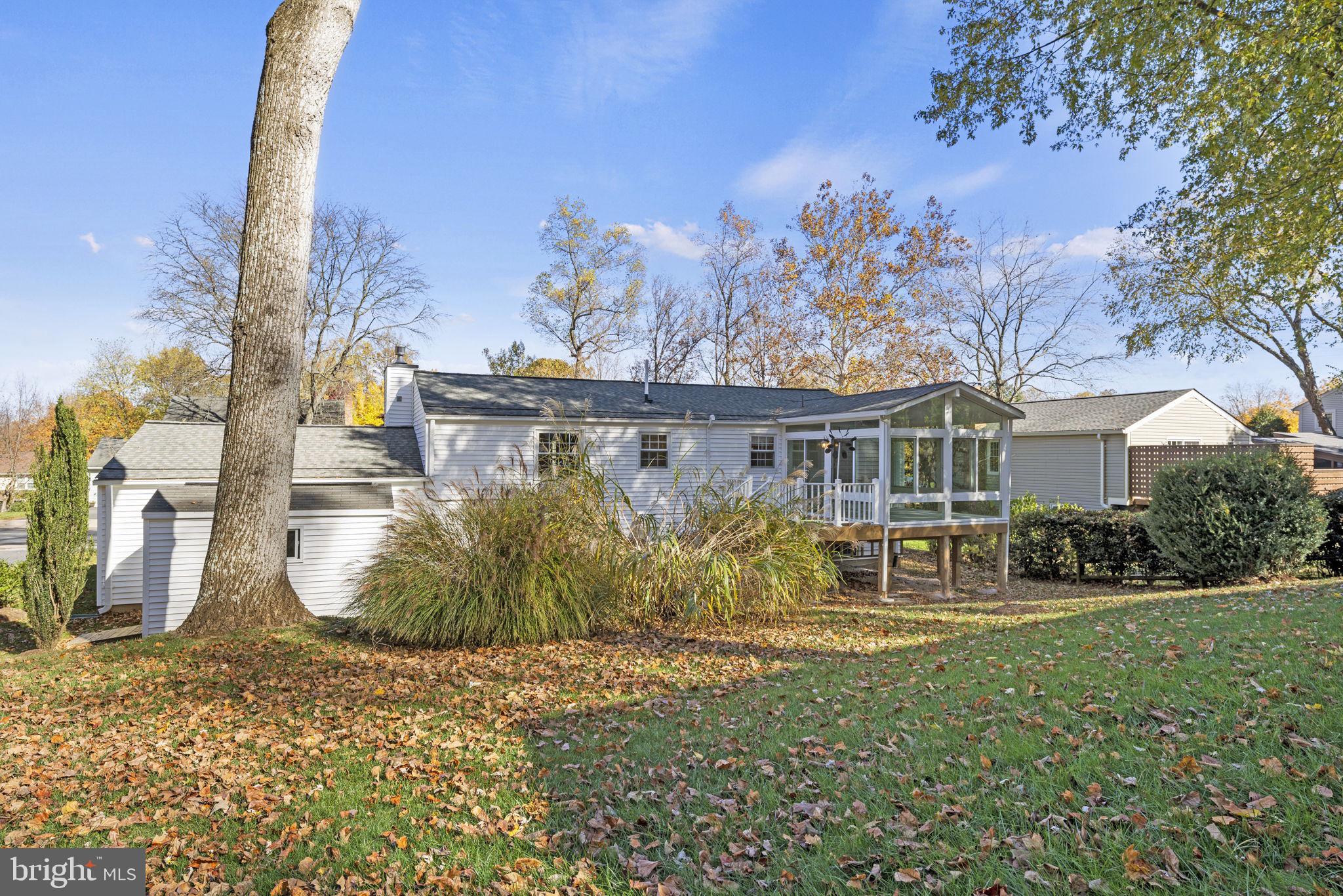 10217 Steamboat Landing Ln