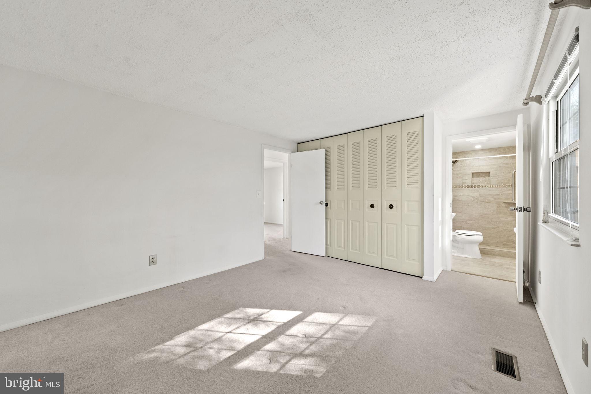 10217 Steamboat Landing Ln