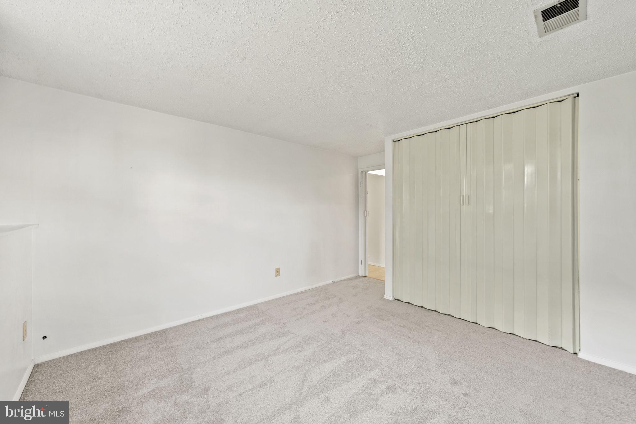 10217 Steamboat Landing Ln