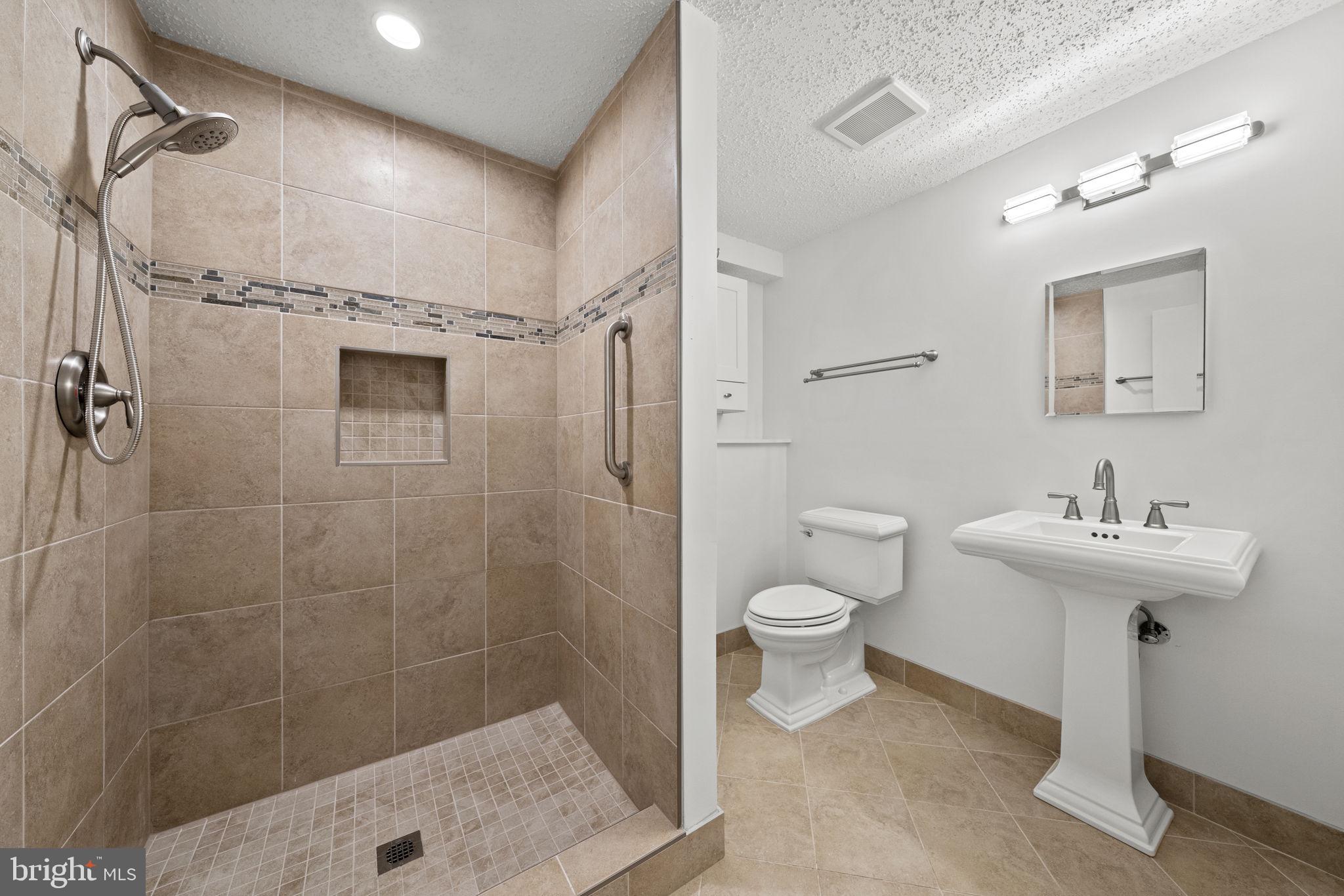 10217 Steamboat Landing Ln