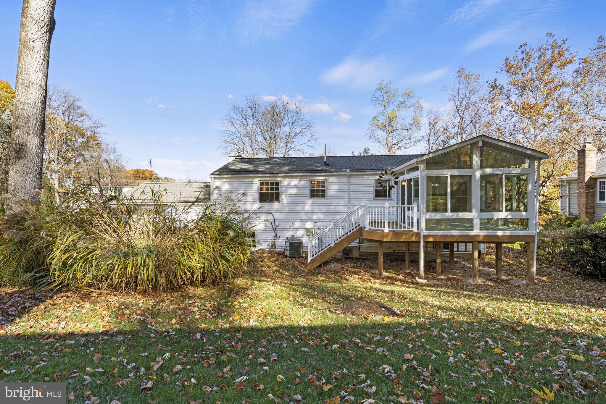 10217 Steamboat Landing Ln