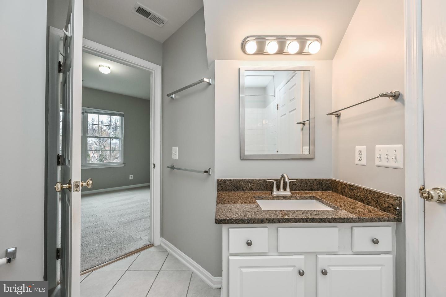 4359 Wilson Valley Dr #401