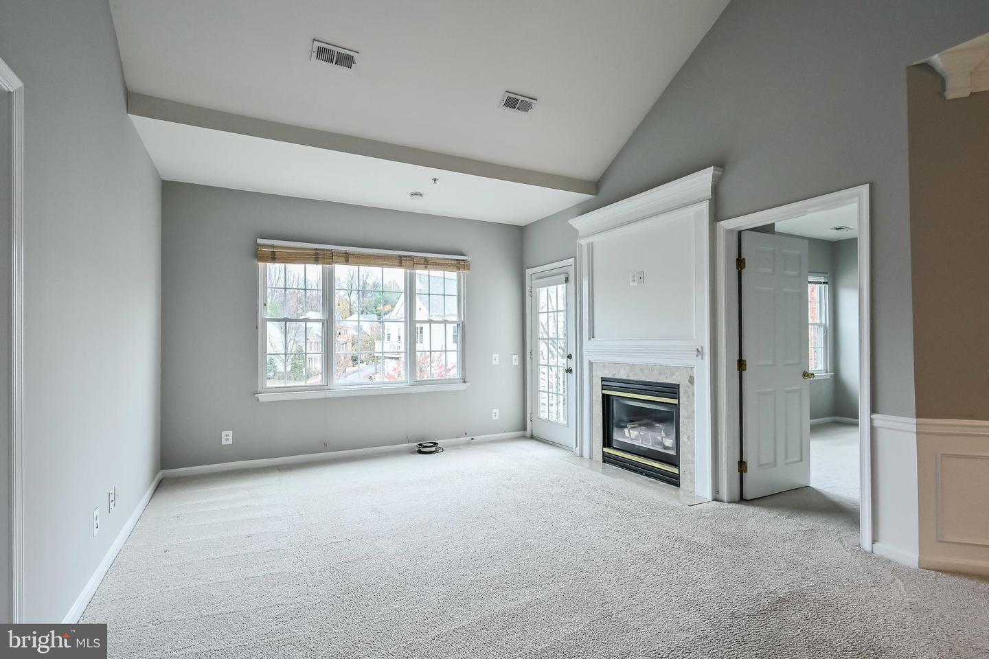 4359 Wilson Valley Dr #401