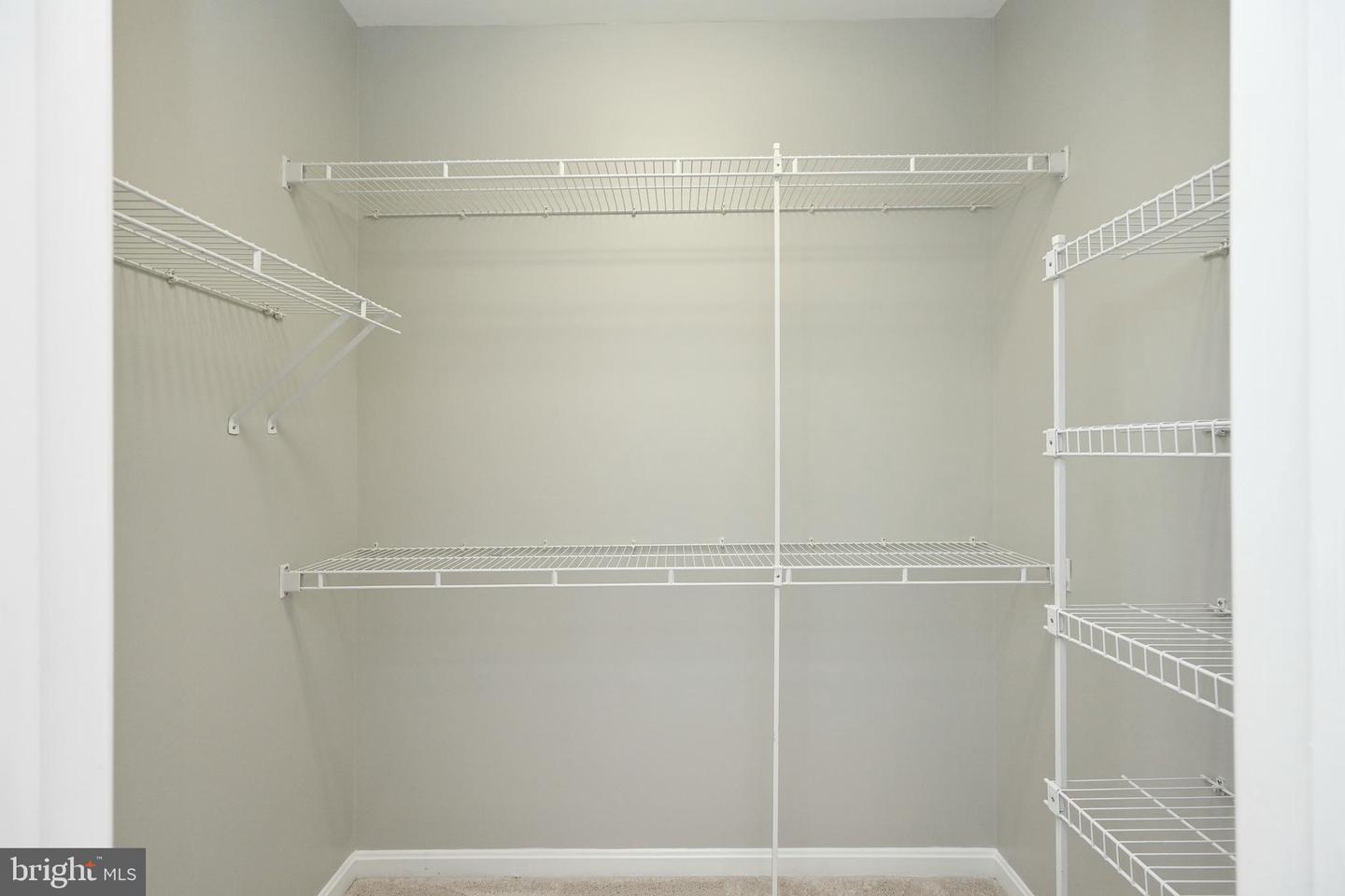 4359 Wilson Valley Dr #401