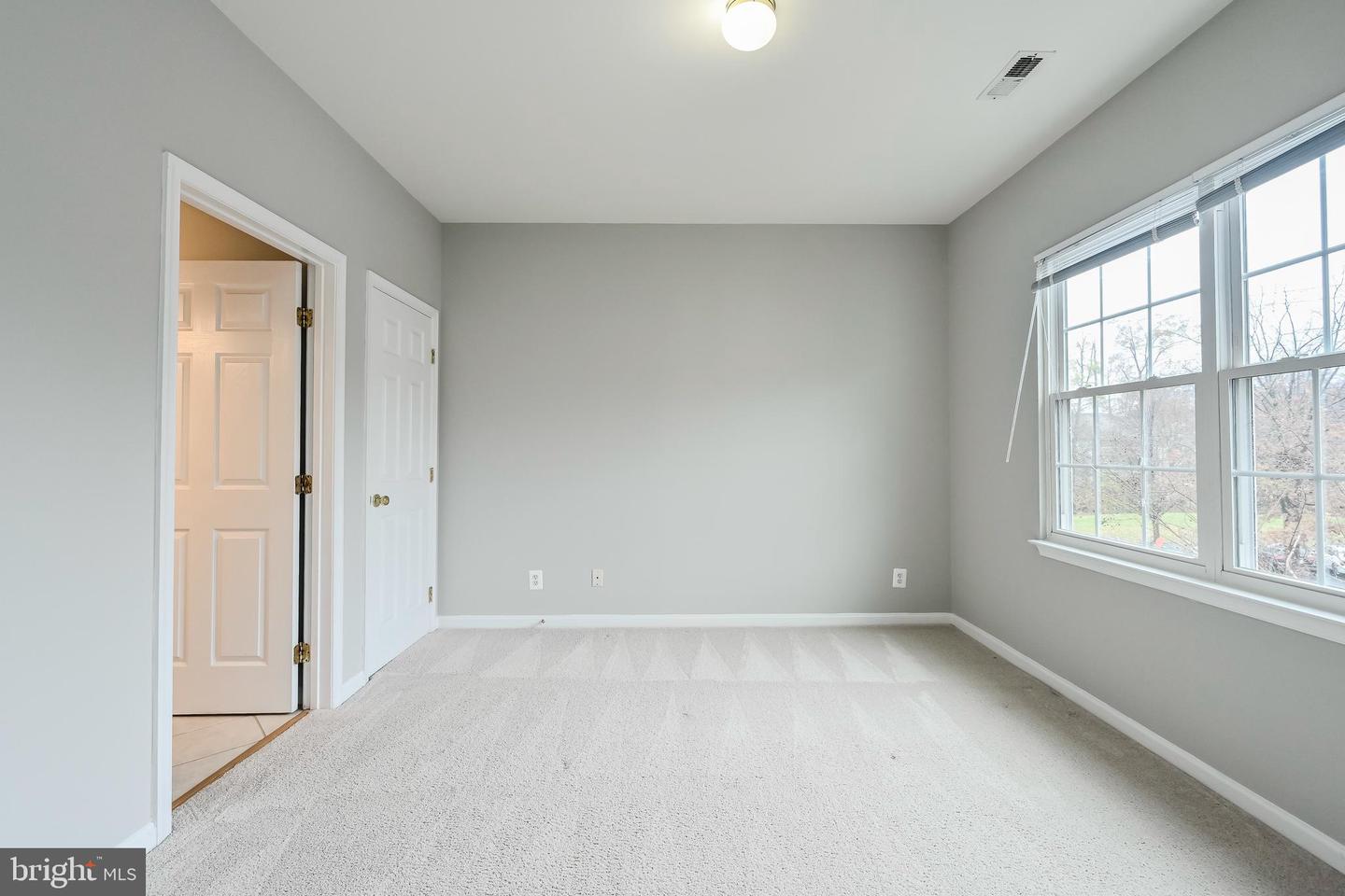 4359 Wilson Valley Dr #401