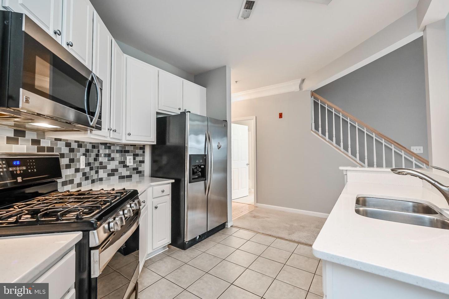 4359 Wilson Valley Dr #401