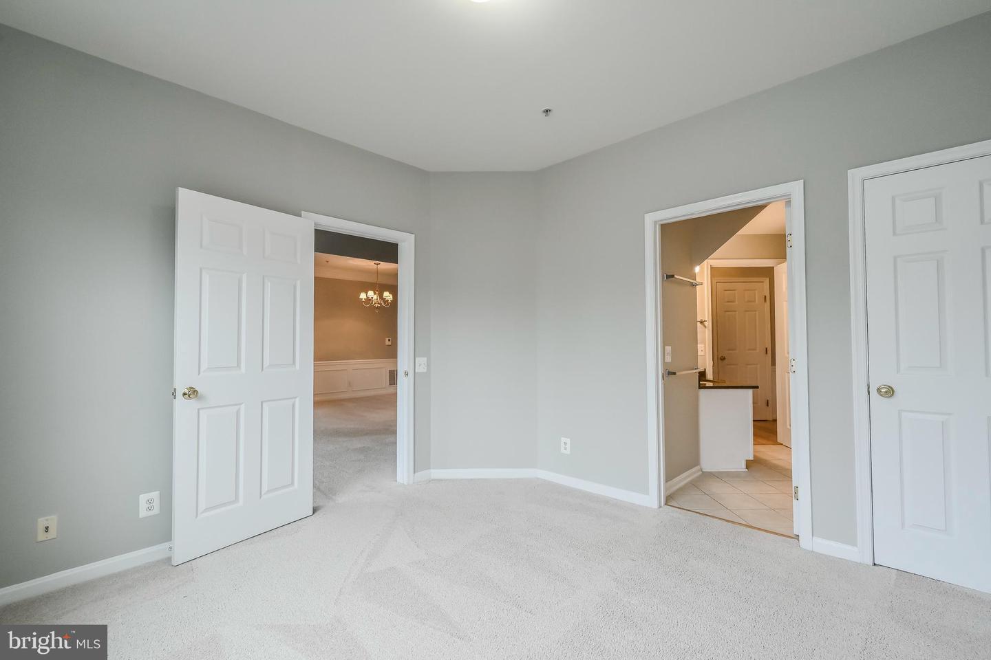 4359 Wilson Valley Dr #401