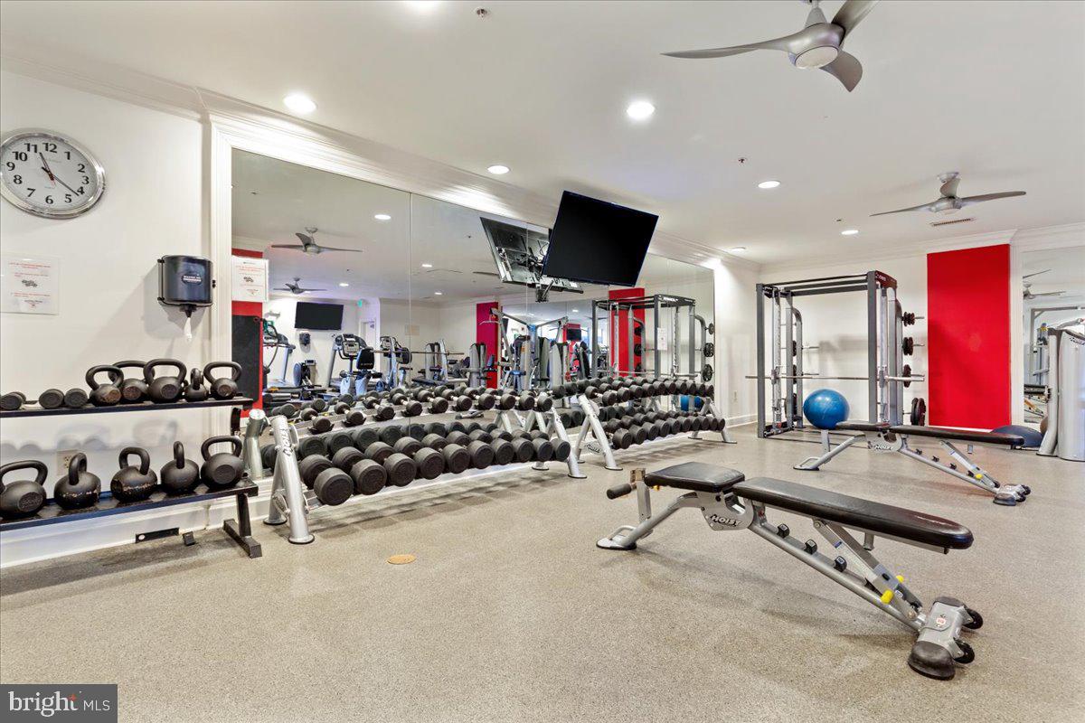 2655 PROSPERITY AVENUE 102