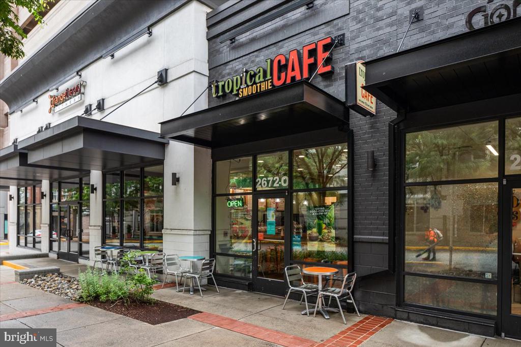 2655 PROSPERITY AVENUE 102