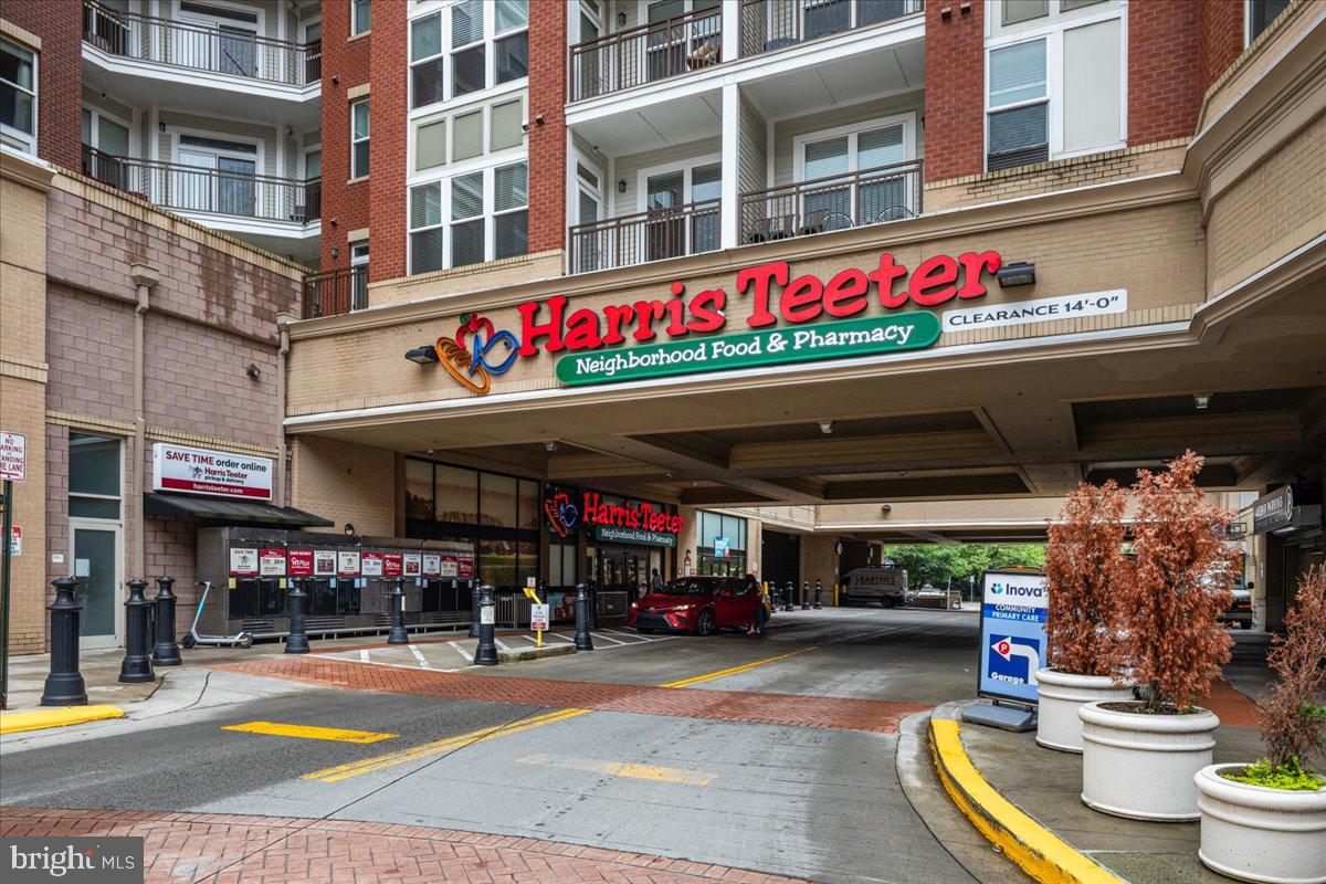 2655 PROSPERITY AVENUE 102