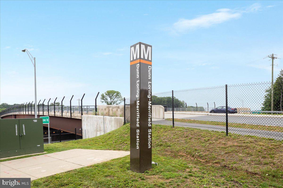 2655 PROSPERITY AVENUE 102