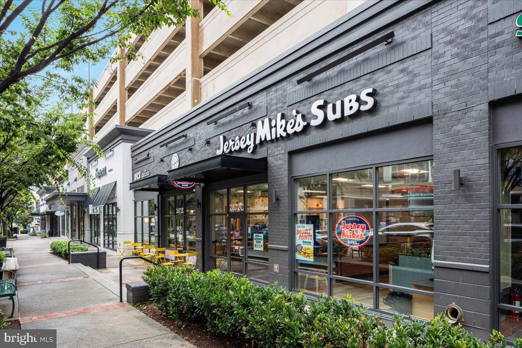 2655 PROSPERITY AVENUE 102