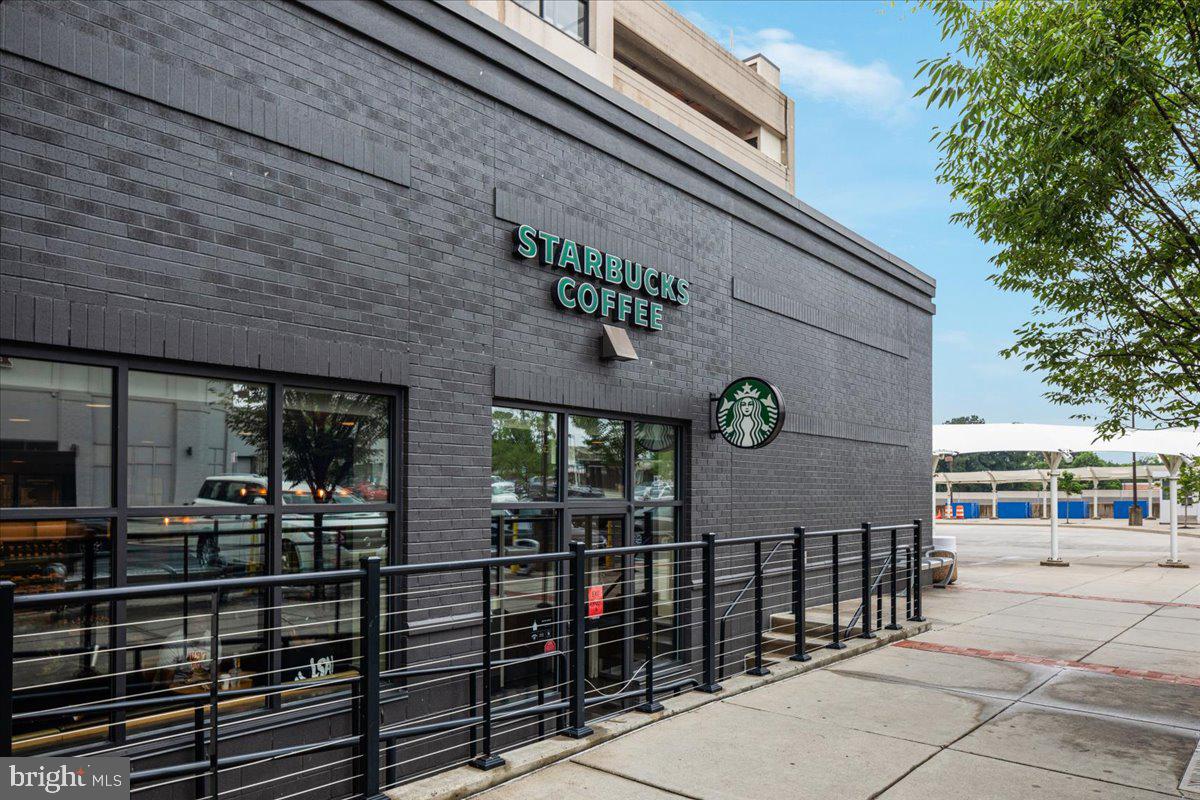 2655 PROSPERITY AVENUE 102