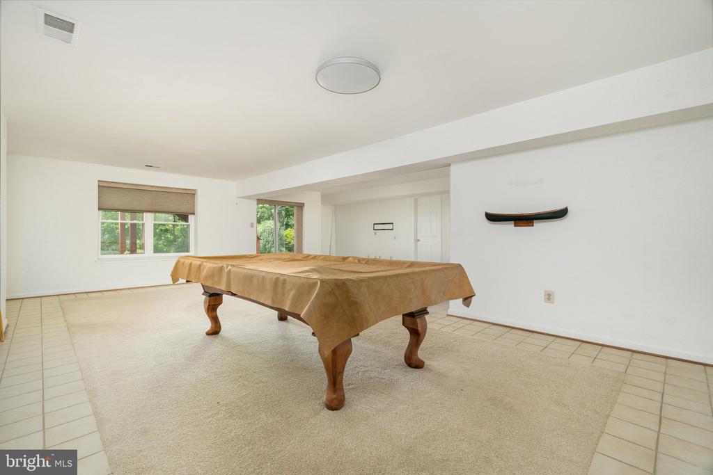 13486 LAKE SHORE DRIVE
