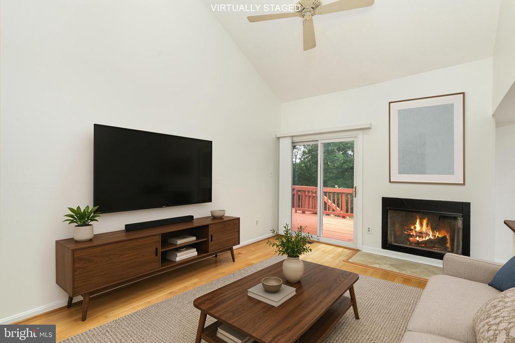 13486 LAKE SHORE DRIVE