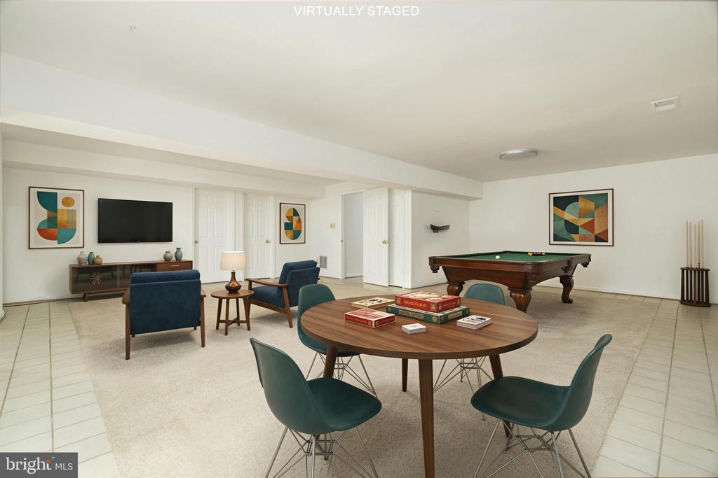 13486 LAKE SHORE DRIVE