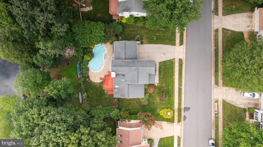 13486 LAKE SHORE DRIVE