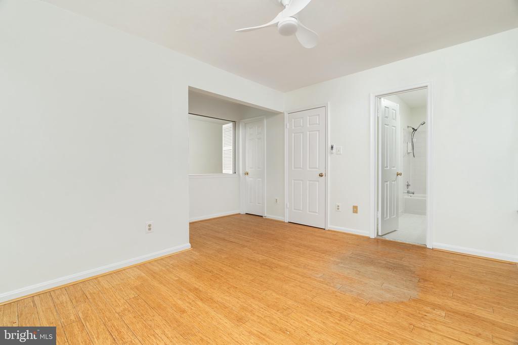 13486 LAKE SHORE DRIVE