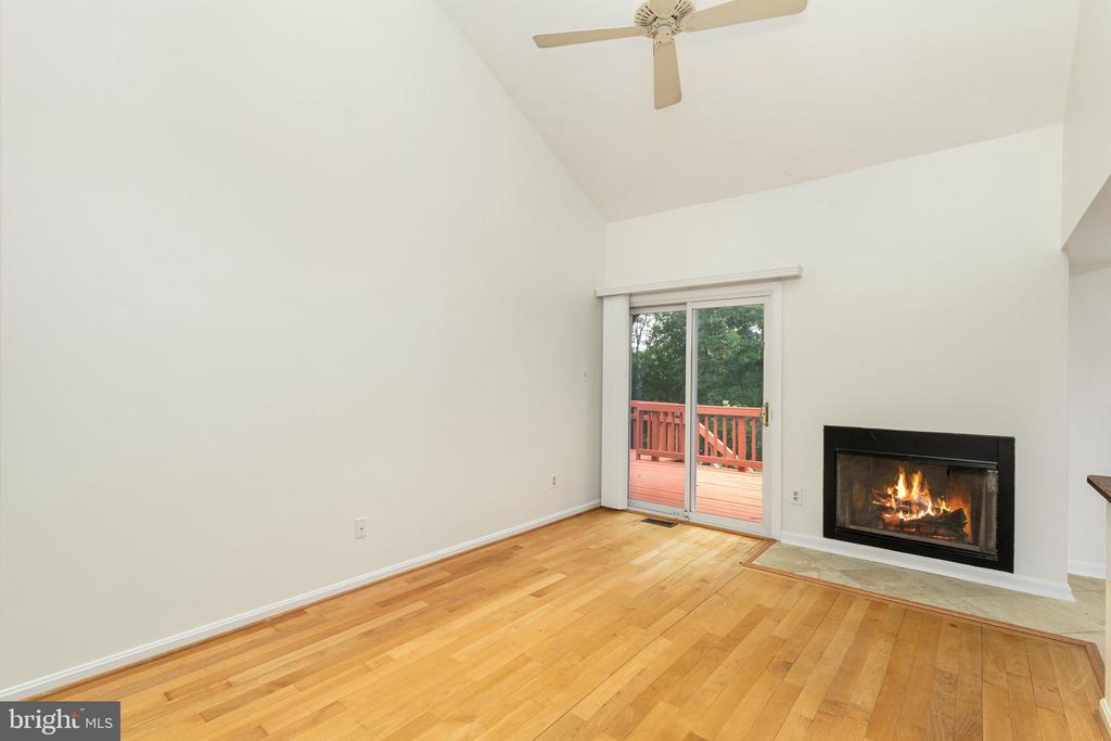 13486 LAKE SHORE DRIVE