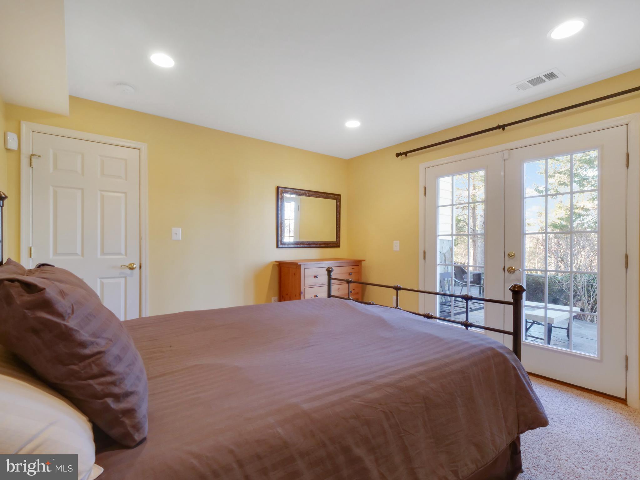 43018 Waters Overlook Ct