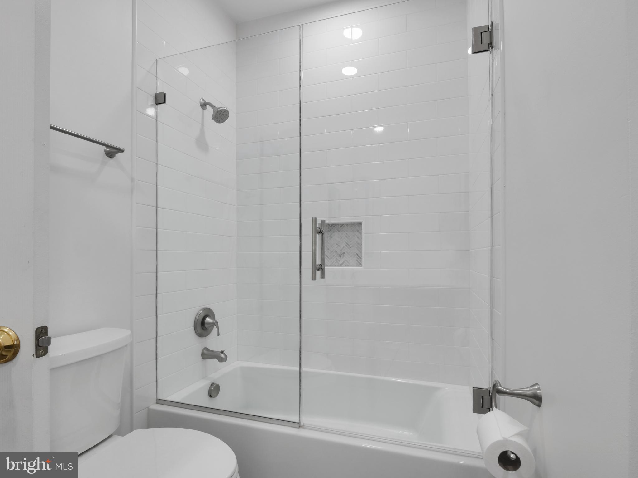 43018 Waters Overlook Ct