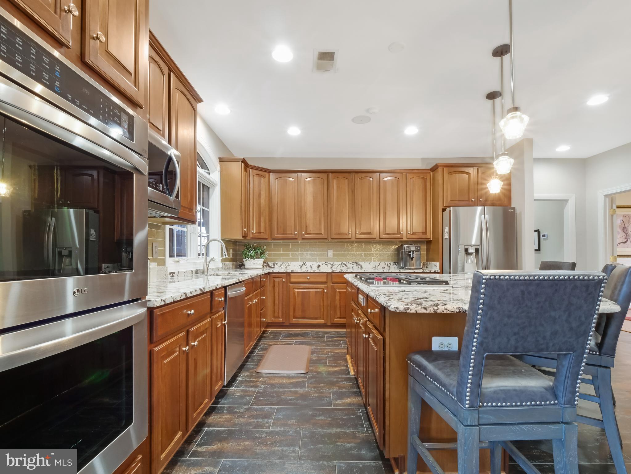 43018 Waters Overlook Ct