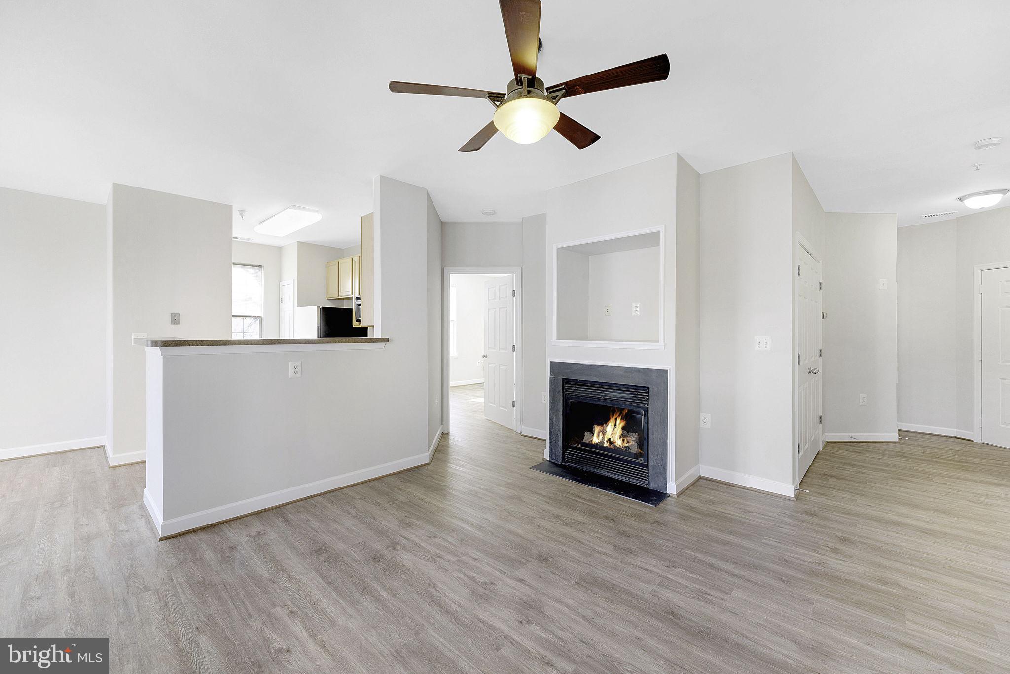42537 Rockrose Sq #202
