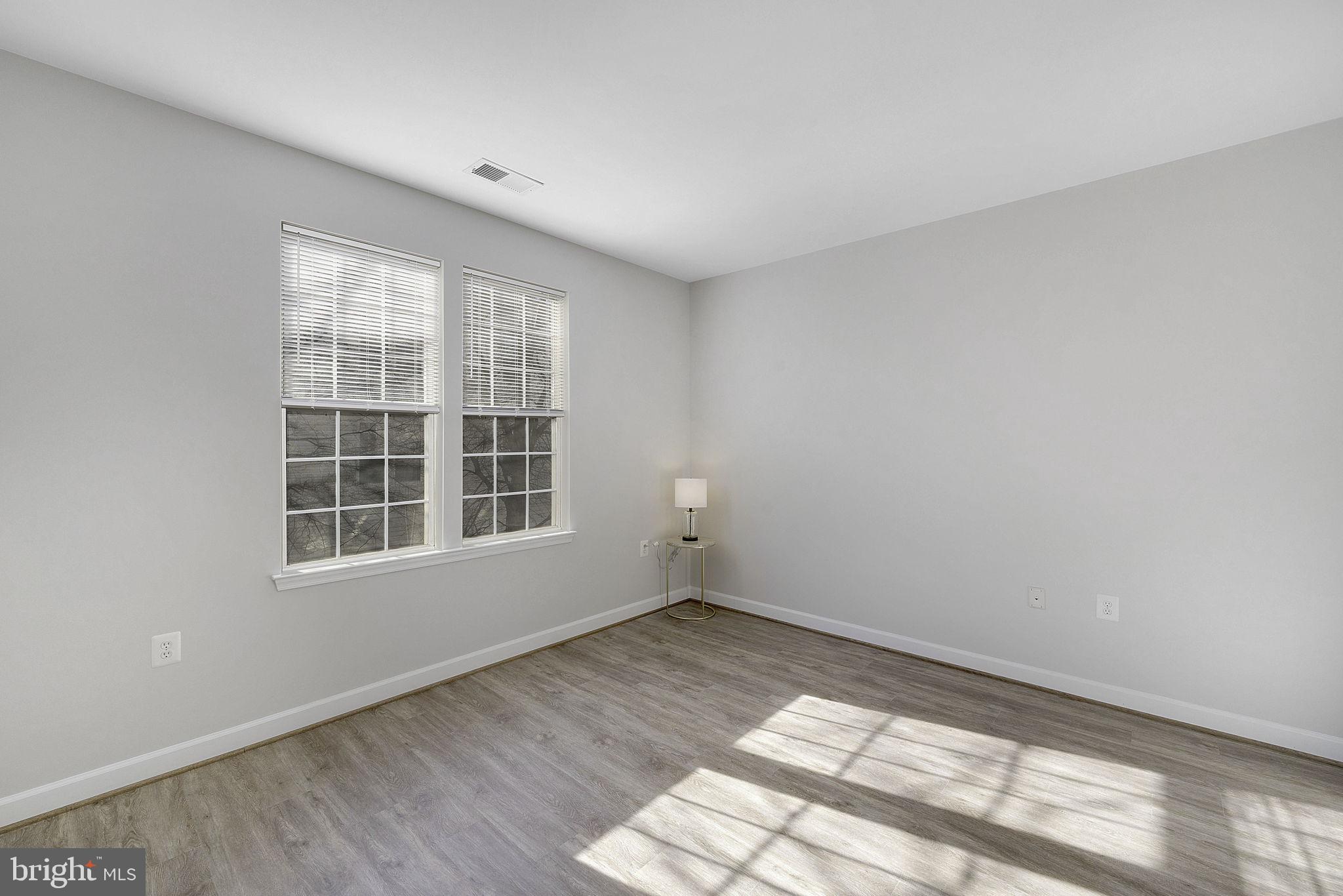 42537 Rockrose Sq #202