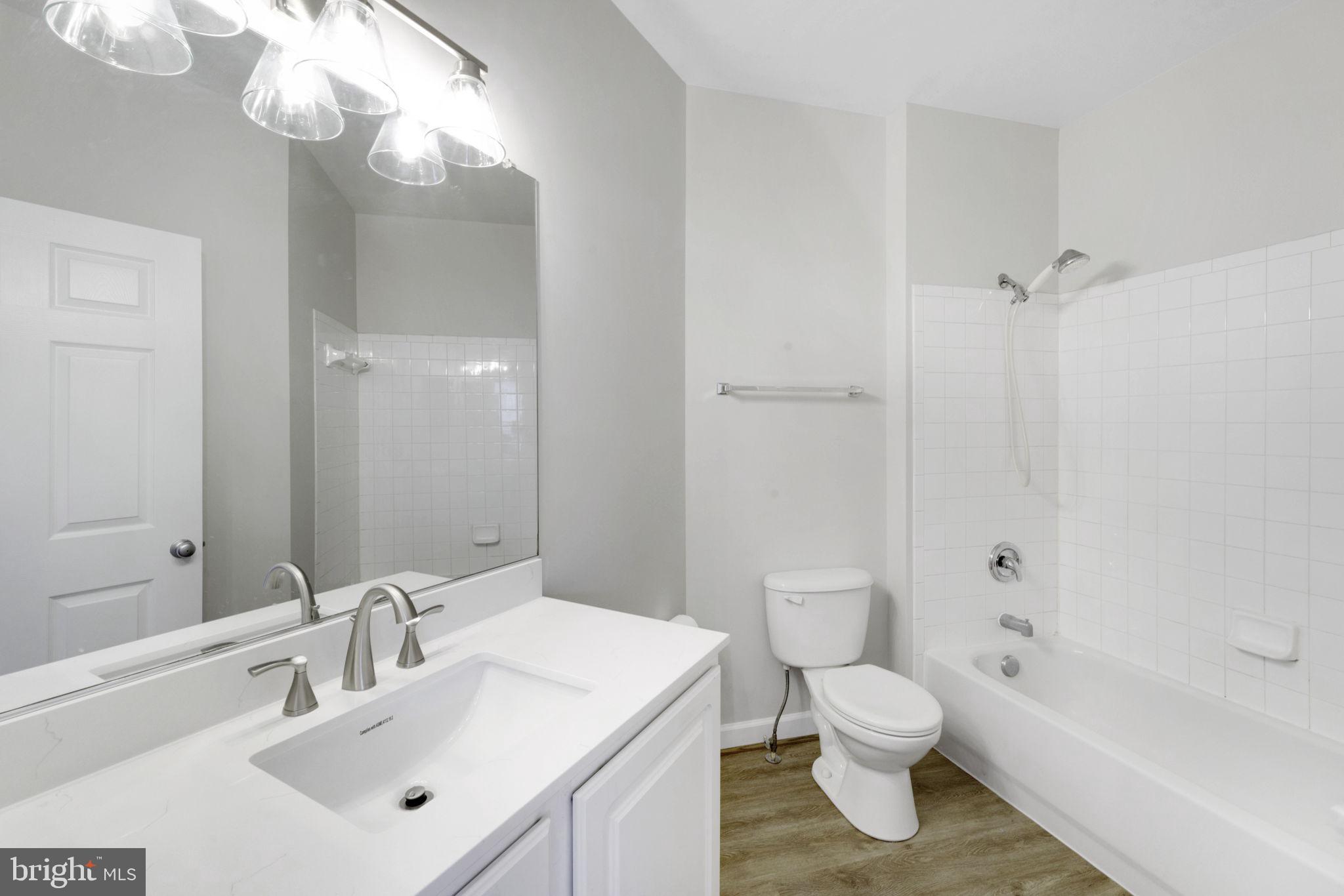 42537 Rockrose Sq #202