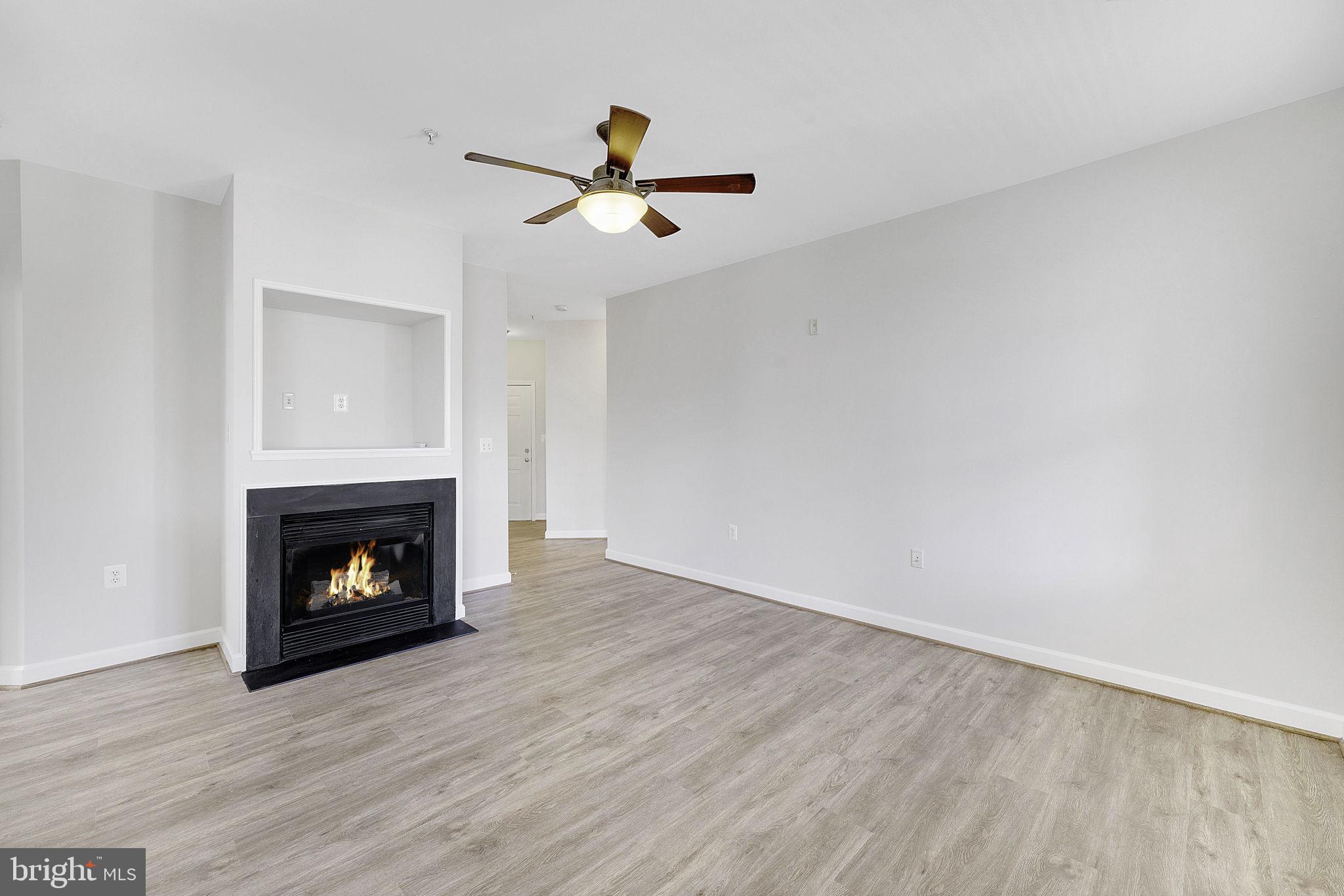 42537 Rockrose Sq #202