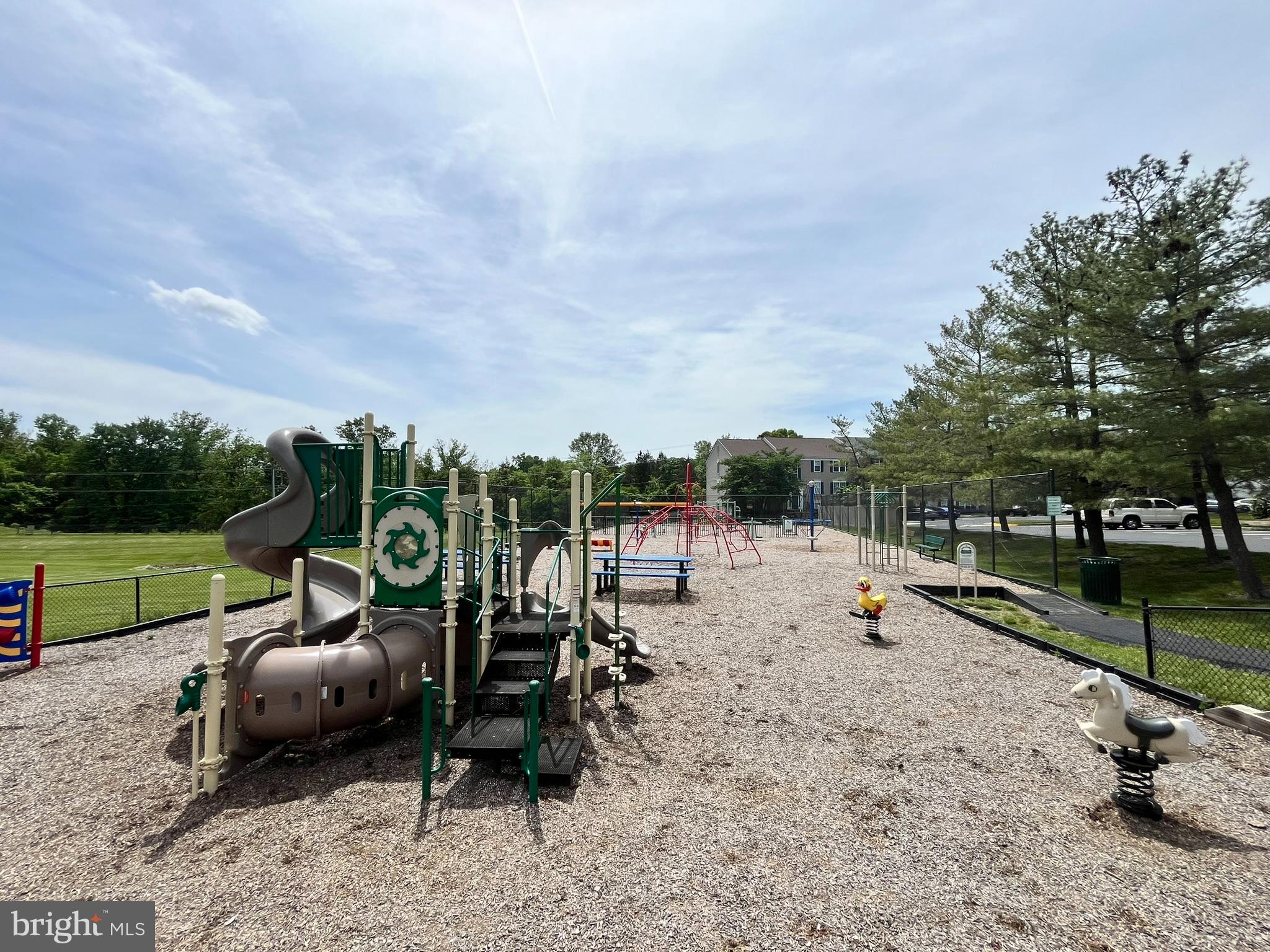 106 Prosperity Ave SE #F