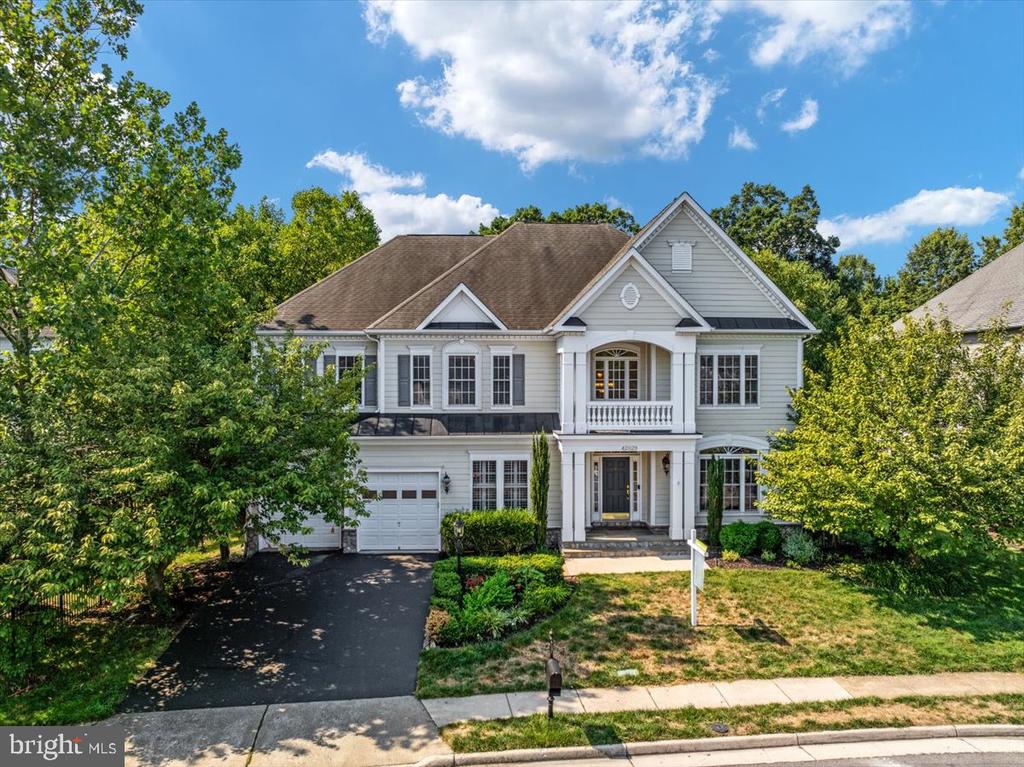 42829 Heritage Oak Ct