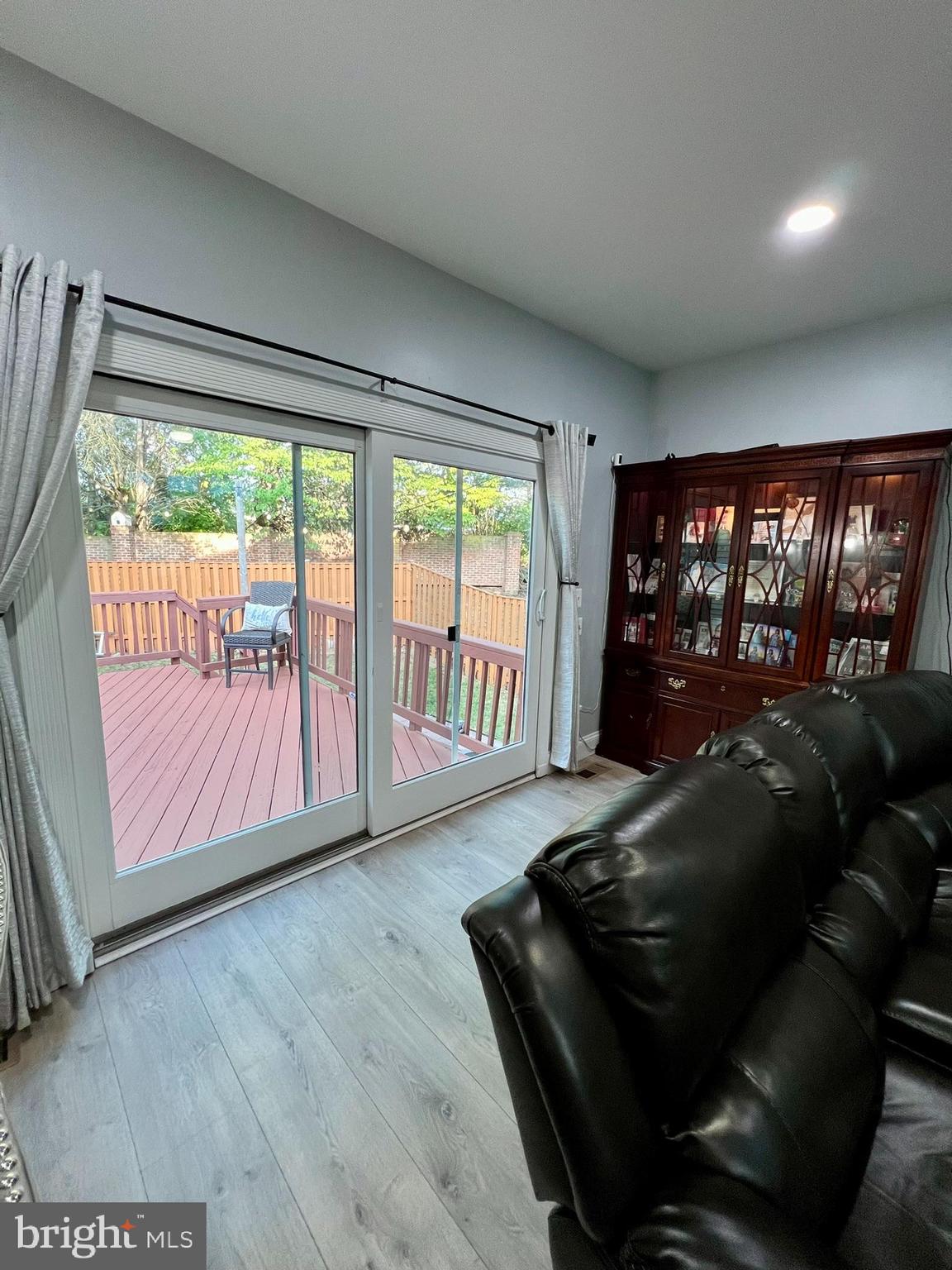 108 Chelsea Ct NE