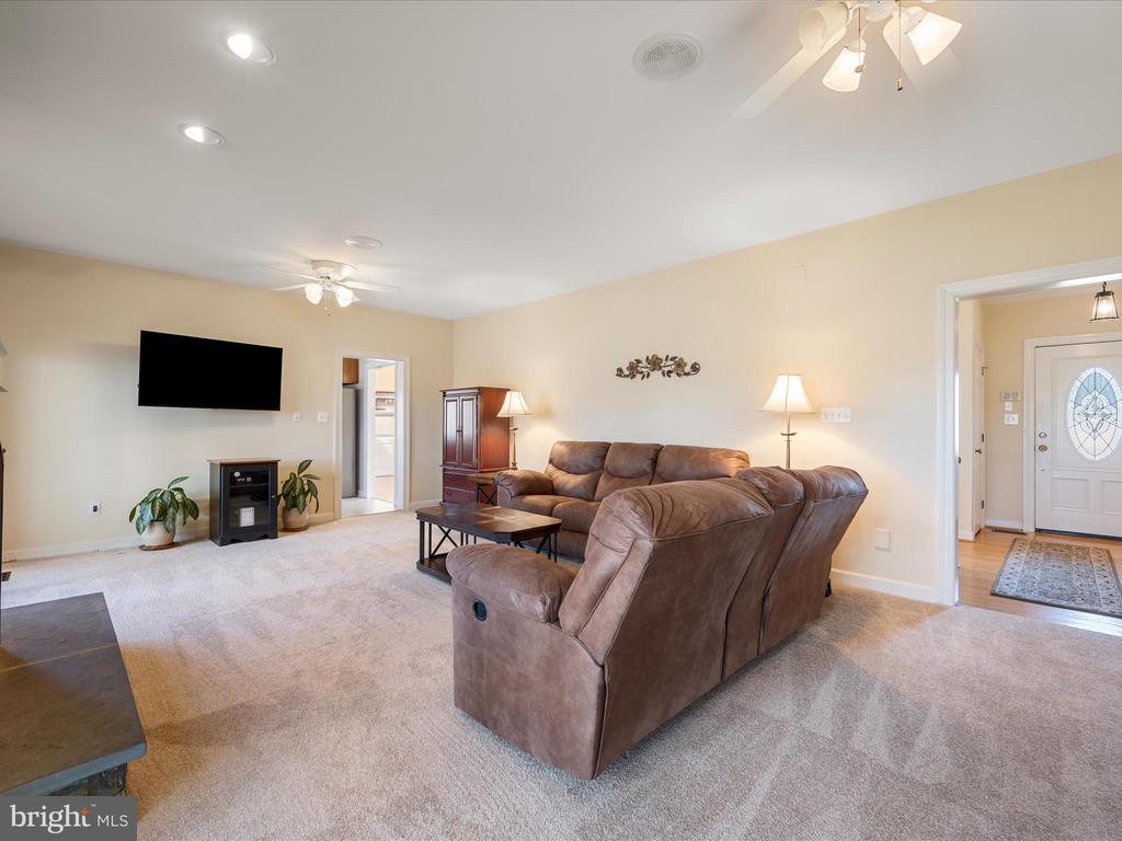 41950 Saddlebrook Pl
