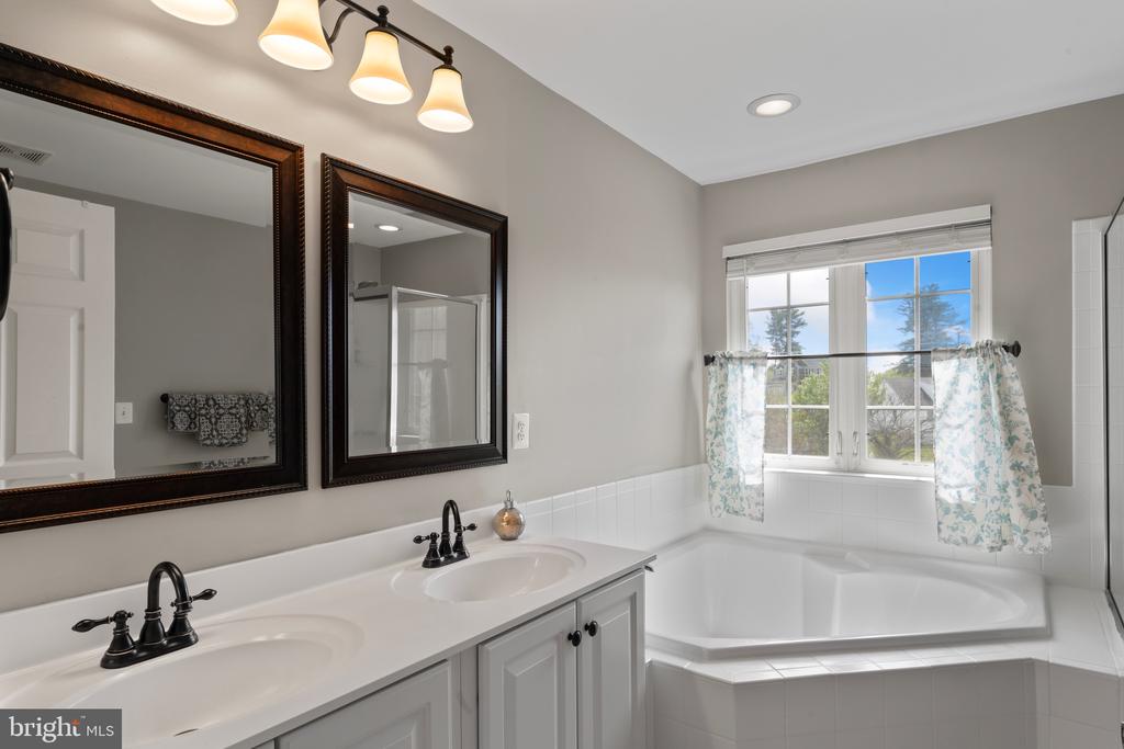 5 Cooper Run St