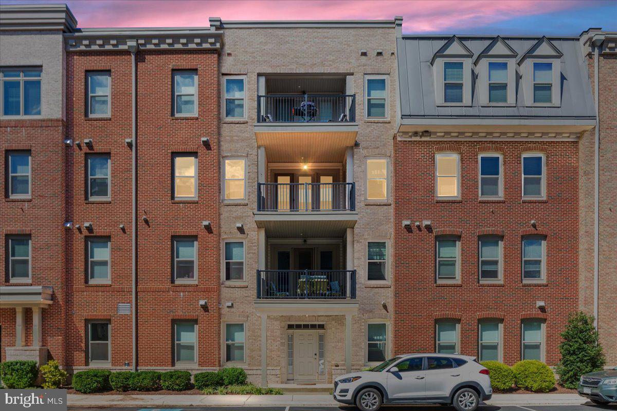 23631 HAVELOCK WALK TERRACE 313